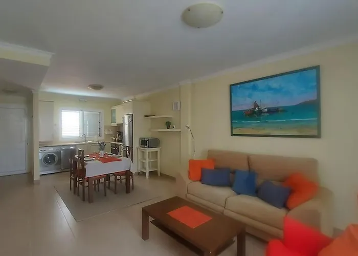 Apartment With View, Wifi And Pool In Arguineguin